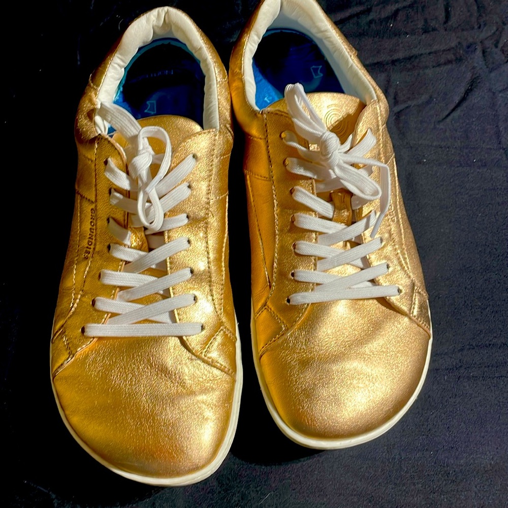 GROUNDIES MELBOURNE LEATHER BAREFOOT SNEAKER